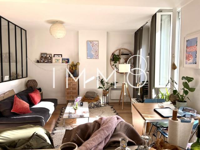Location Appartement 2 pièces 44m² MARSEILLE 7ème