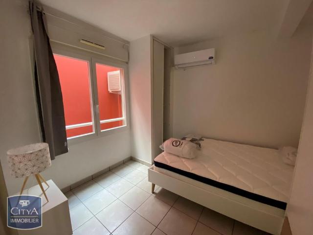 Location Appartement 2 pièces 44m² ST DENIS 97400