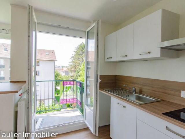 Location Appartement 2 pièces 44m² ST MARCELLIN 38160