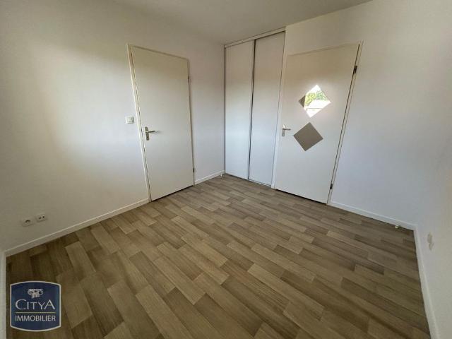 Location Appartement 2 pièces 44m² PETIT COURONNE 76650