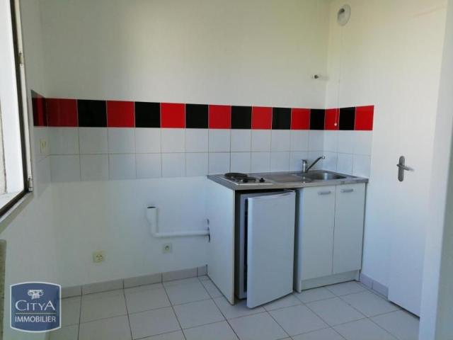 Location Appartement 2 pièces 44m² PROVINS 77160