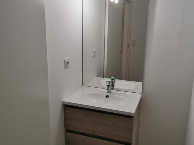 Location Appartement 2 pièces 44m² REZE 44400