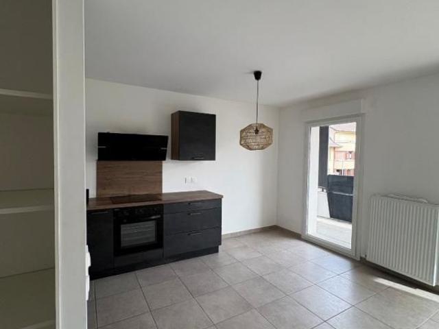 Location Appartement 2 pièces 44m² THONON LES BAINS 74200