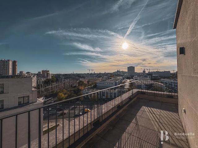 Location Appartement 2 pièces 45.4 m2 Paris 19ème