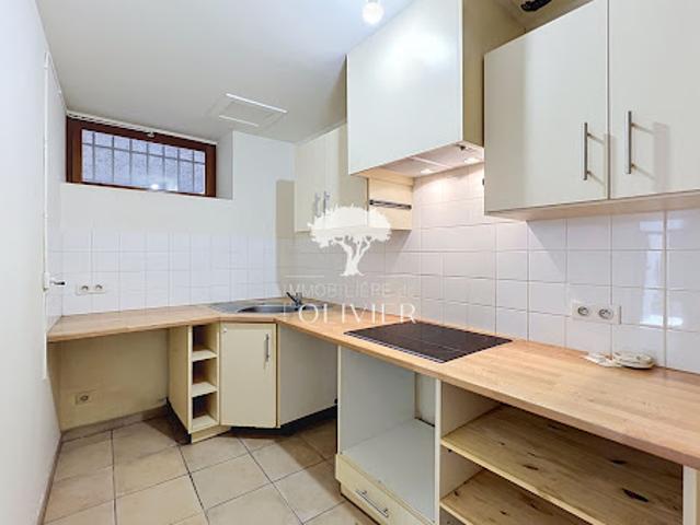 Location Appartement 2 pièces 45.5 m2 Apt