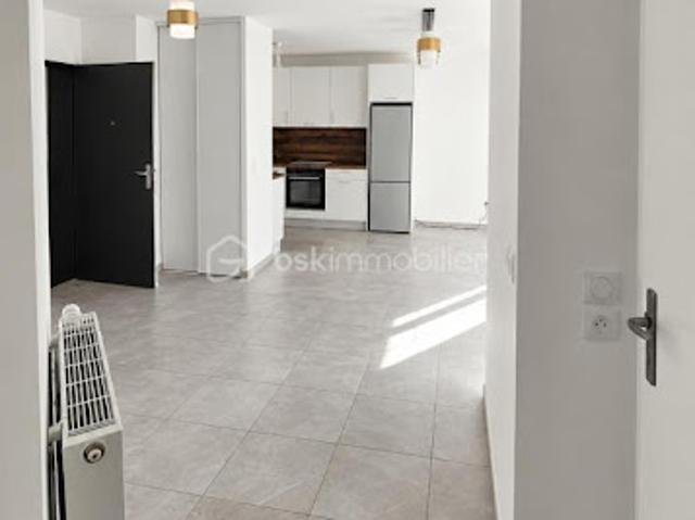 Location Appartement 2 pièces 45.77 m2 Le Plessis Trévise