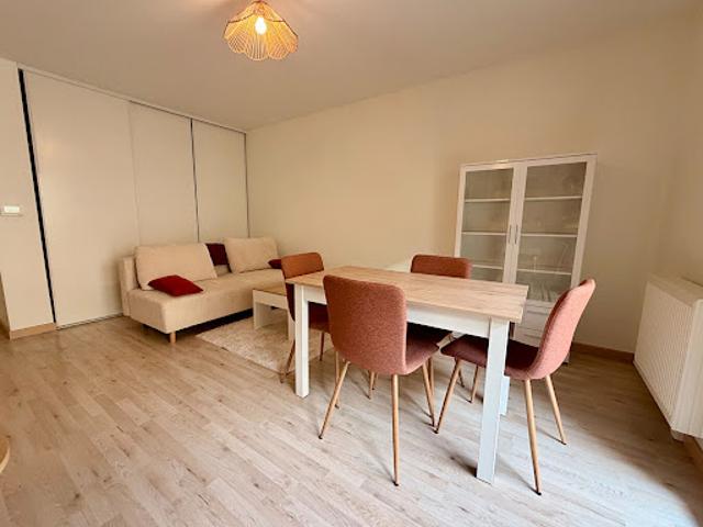Location Appartement 2 pièces 45.79 m2 Le Mesnil le Roi