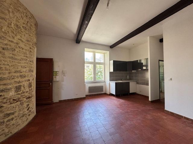 Location appartement 2 pièces, 45.00m², Bezouce