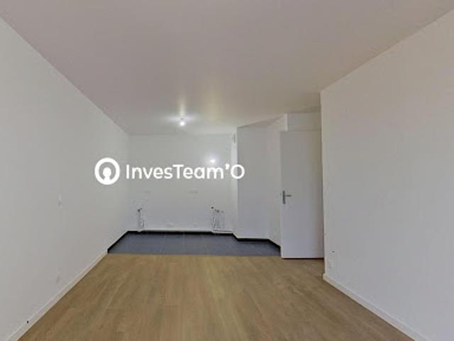 Location Appartement 2 pièces 45.28 m2 Le Blanc Mesnil