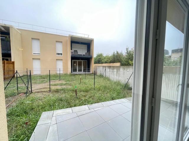 Location Appartement 2 pièces 45 m2 à Cenon