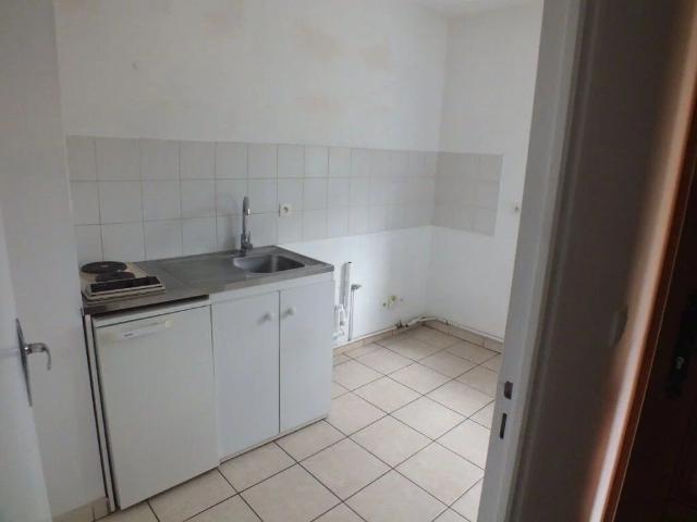 Location Appartement 2 pièces 45 m2 à Ivry la Bataille