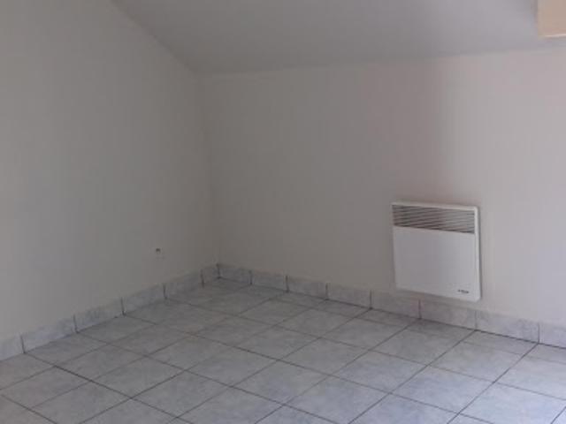 Location Appartement 2 pièces 45 m2 Bazougers