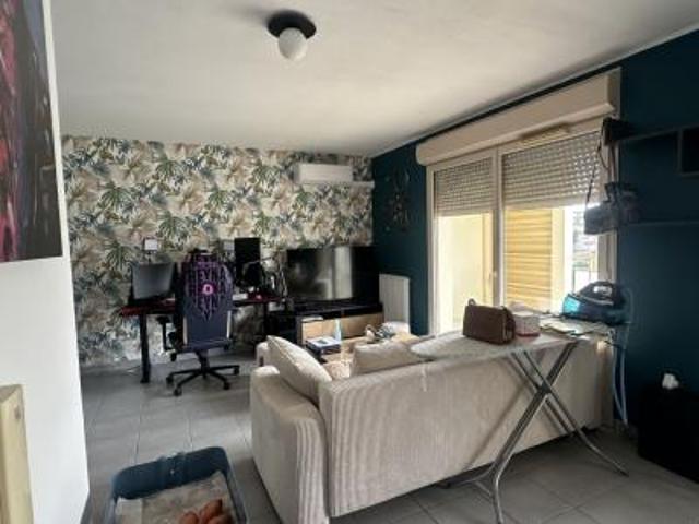 location appartement 2 pièces 45 m2 bouches du rhone 13012 850 €