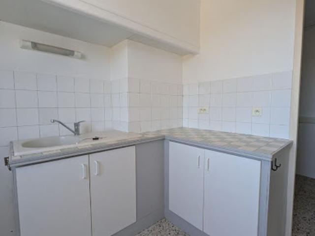 Location Appartement 2 pièces 45 m2 Courthézon