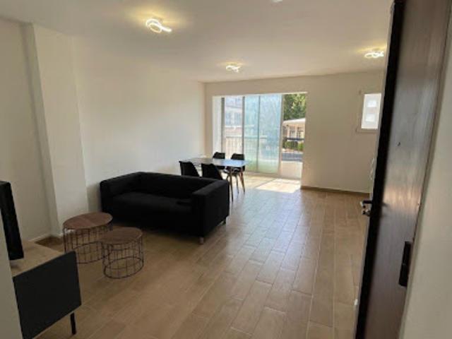 Location Appartement 2 pièces 45 m2 Marseille 10ème