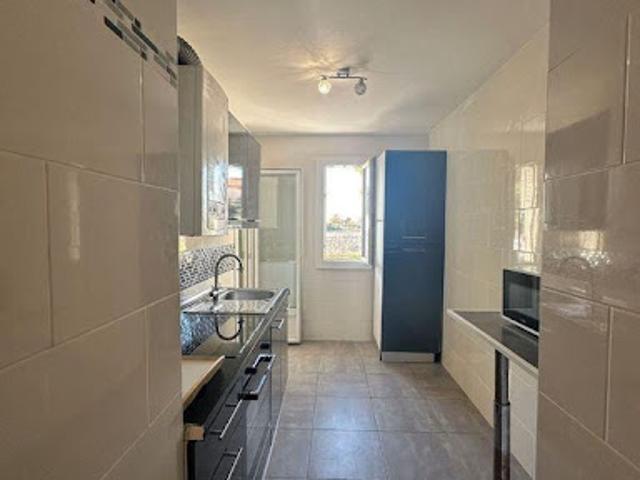Location Appartement 2 pièces 45 m2 Marseille 14ème