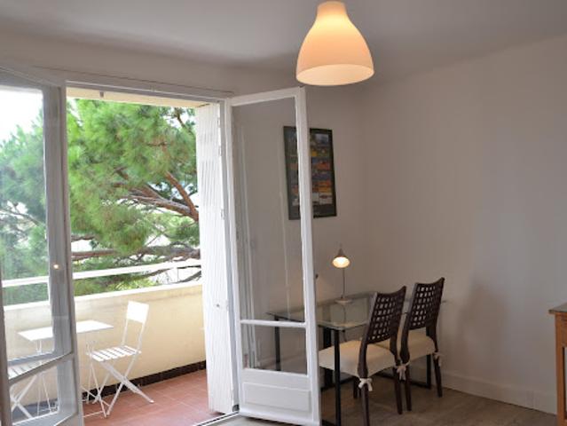 Location Appartement 2 pièces 45 m2 Marseille 8ème