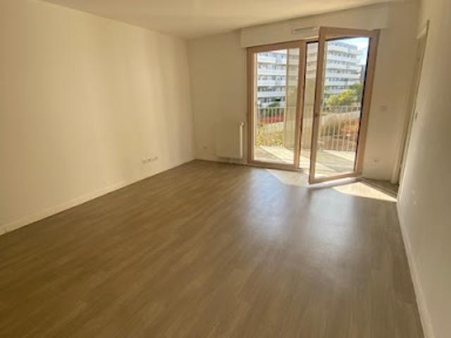 Location Appartement 2 pièces 45 m2 Nanterre