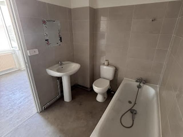 Location Appartement 2 pièces 45 m2 Saint Etienne