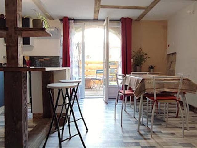Location Appartement 2 pièces 45 m2 Saint jean de maruejols et avejan