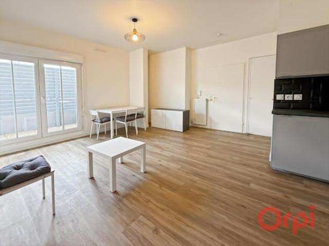 Location Appartement 2 pièces 45 m2 Stains