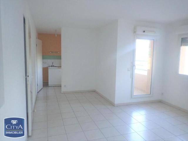 Location Appartement 2 pièces 45m² CARCASSONNE 11000
