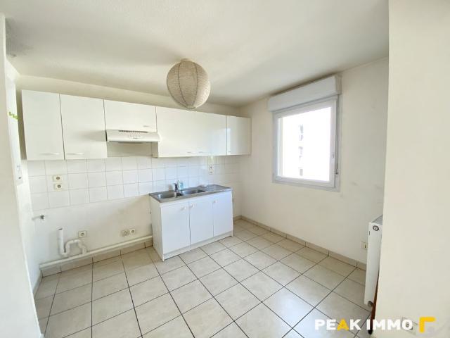 Location Appartement 2 pièces 45m² CLUSES 74300