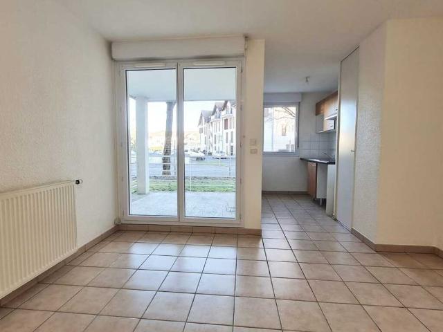 Location Appartement 2 pièces 45m² BONNEVILLE 74130