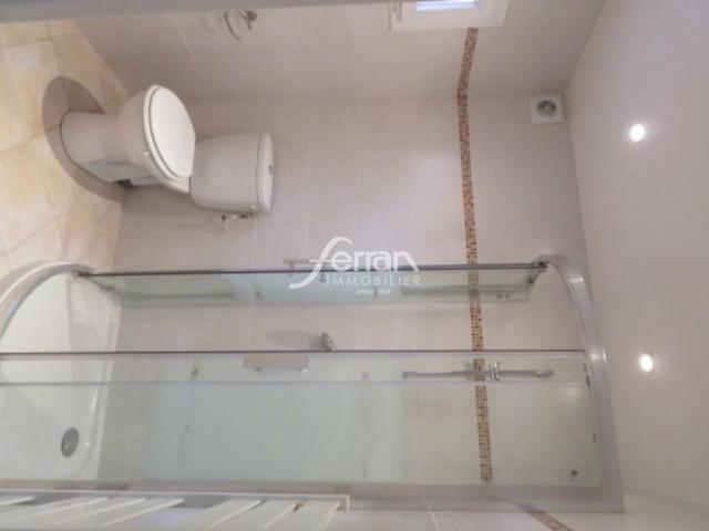 Location Appartement 2 pièces 45m² DRAGUIGNAN 83300