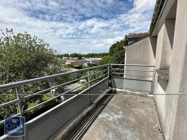 Location Appartement 2 pièces 45m² LENS 62300
