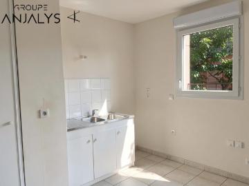 Location Appartement 2 pièces 45m² LYON 8ème
