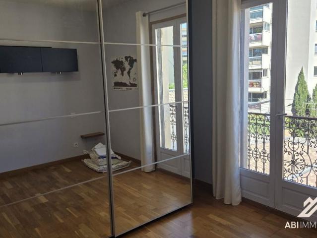 Location Appartement 2 pièces 45m² MONTPELLIER 34000