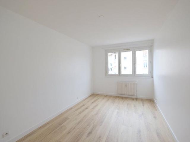Location Appartement 2 pièces 45m² ST ETIENNE 42000