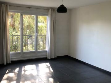 Location Appartement 2 pièces 45m² ST MAUR DES FOSSES 94100