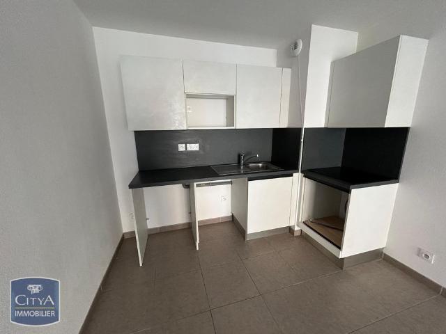 Location Appartement 2 pièces 45m² PORT DE BOUC 13110