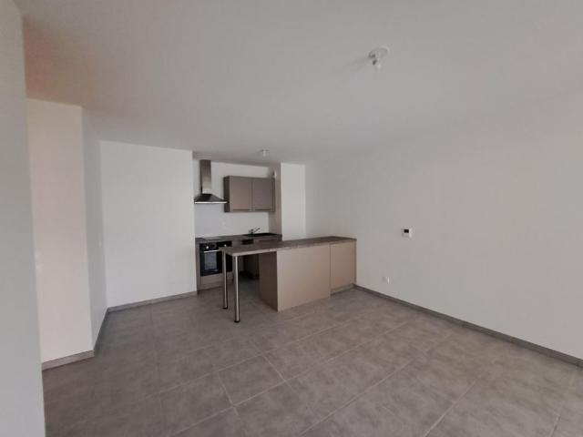 Location Appartement 2 pièces 45m² THONON LES BAINS 74200