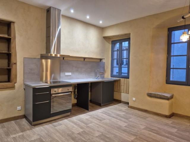 Location Appartement 2 pièces 45m² TULLE 19000