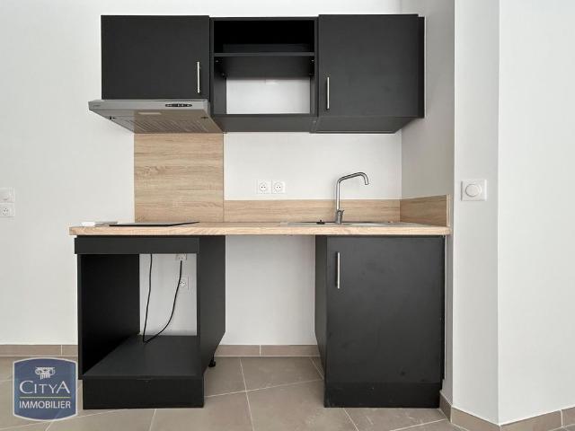 Location Appartement 2 pièces 45m² VIAS 34450