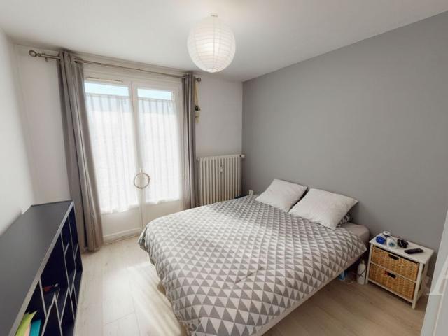 Location appartement 2 pièces, 46.44m², Châteauroux