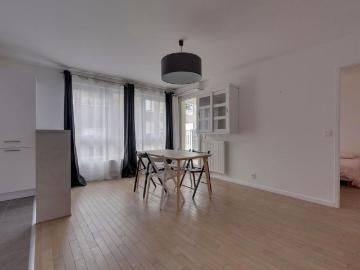 Location appartement 2 pièces, 46.73m², Romainville