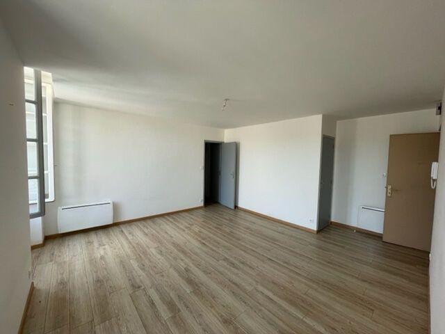 Location appartement 2 pièces, 46.00m², Châteaubriant