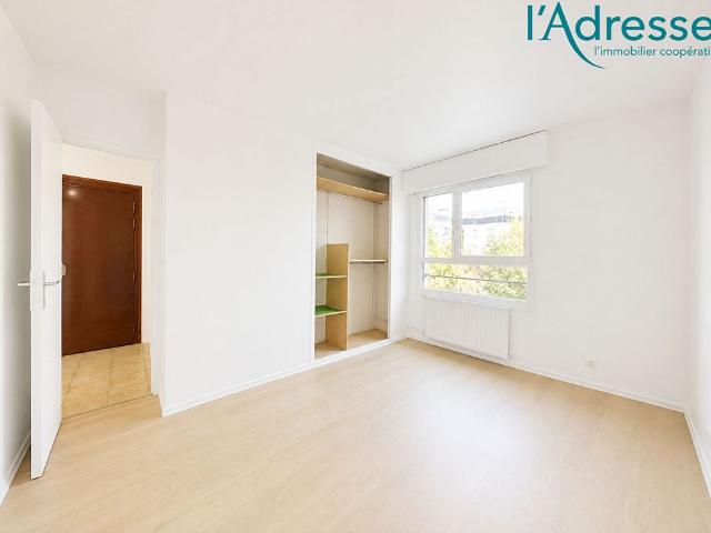 Location appartement 2 pièces, 46.02m², Noisy le Grand