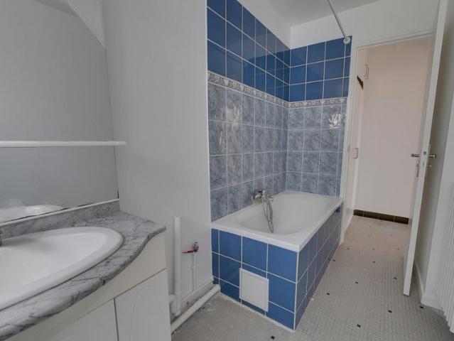 Location appartement 2 pièces, 46.12m², Montreuil