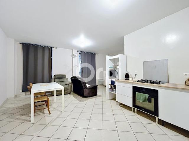 Location Appartement 2 pièces 46 m2 Terrasson Lavilledieu