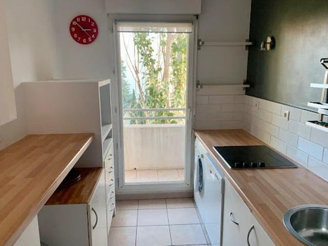 Location Appartement 2 pièces 46 m2 Aix en Provence