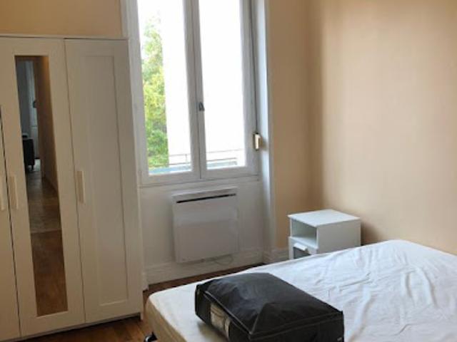 Location Appartement 2 pièces 46 m2 Lyon 8ème