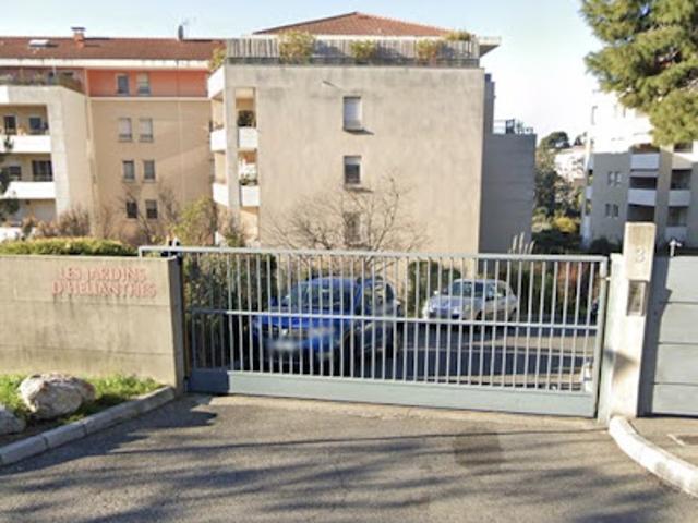 Location Appartement 2 pièces 46 m2 Marseille 13ème