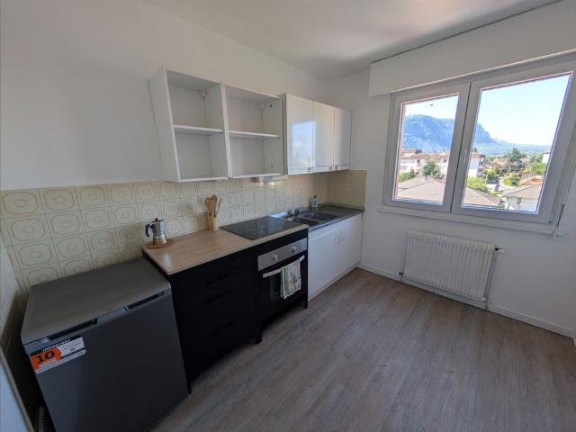 Location Appartement 2 pièces 46m²