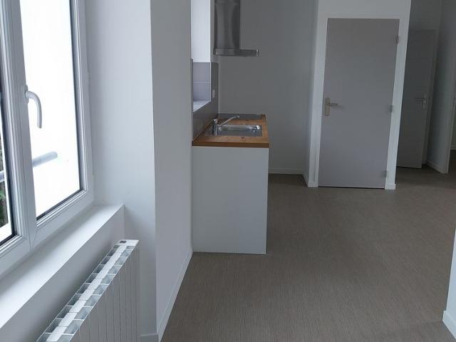 Location Appartement 2 pièces 46m² CHABANAIS 16150