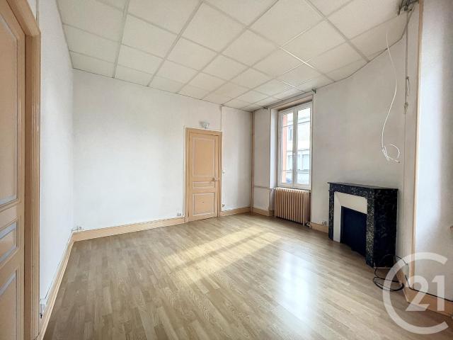 Location Appartement 2 pièces 46m² CLERMONT FERRAND 63000
